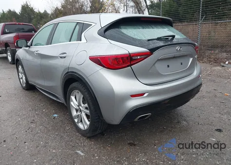 2017 Infiniti Qx30 z USA, uszkodzony, nr VIN SJKCH5CP9HA020293